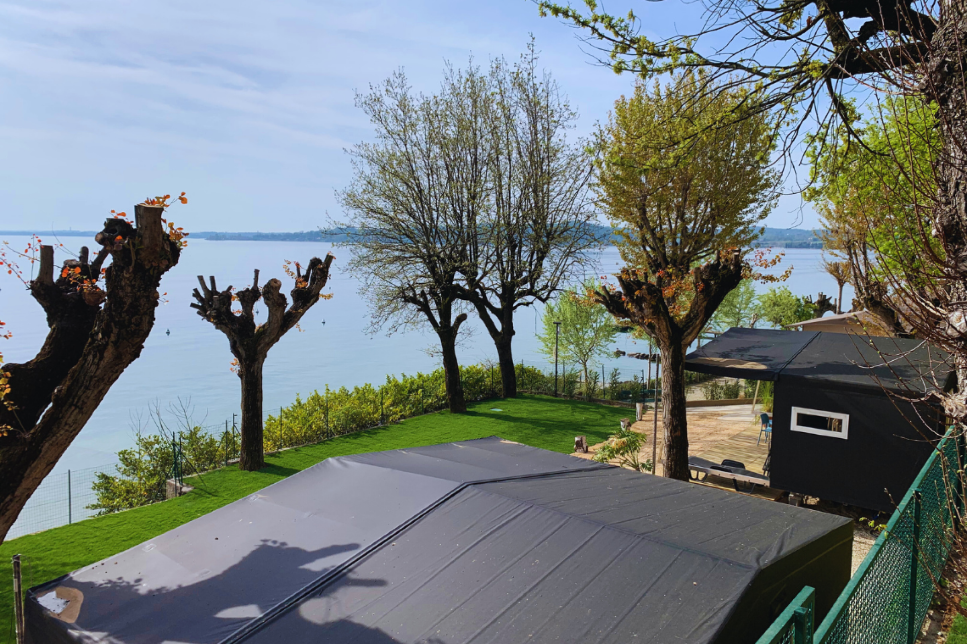 Casa Mobile Vista Lago Terrace veranda con bellissima vista sul lago di Garda